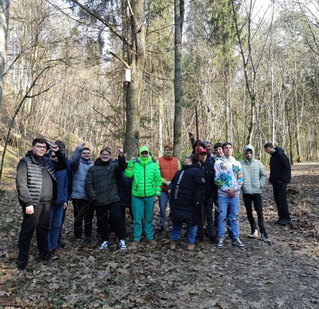 Šilo gatvėje - nauji inkilai varnėnams!