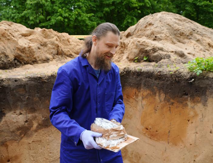 Nauji archeologiniai atradimai Verkių dvaro sodybos teritorijoje